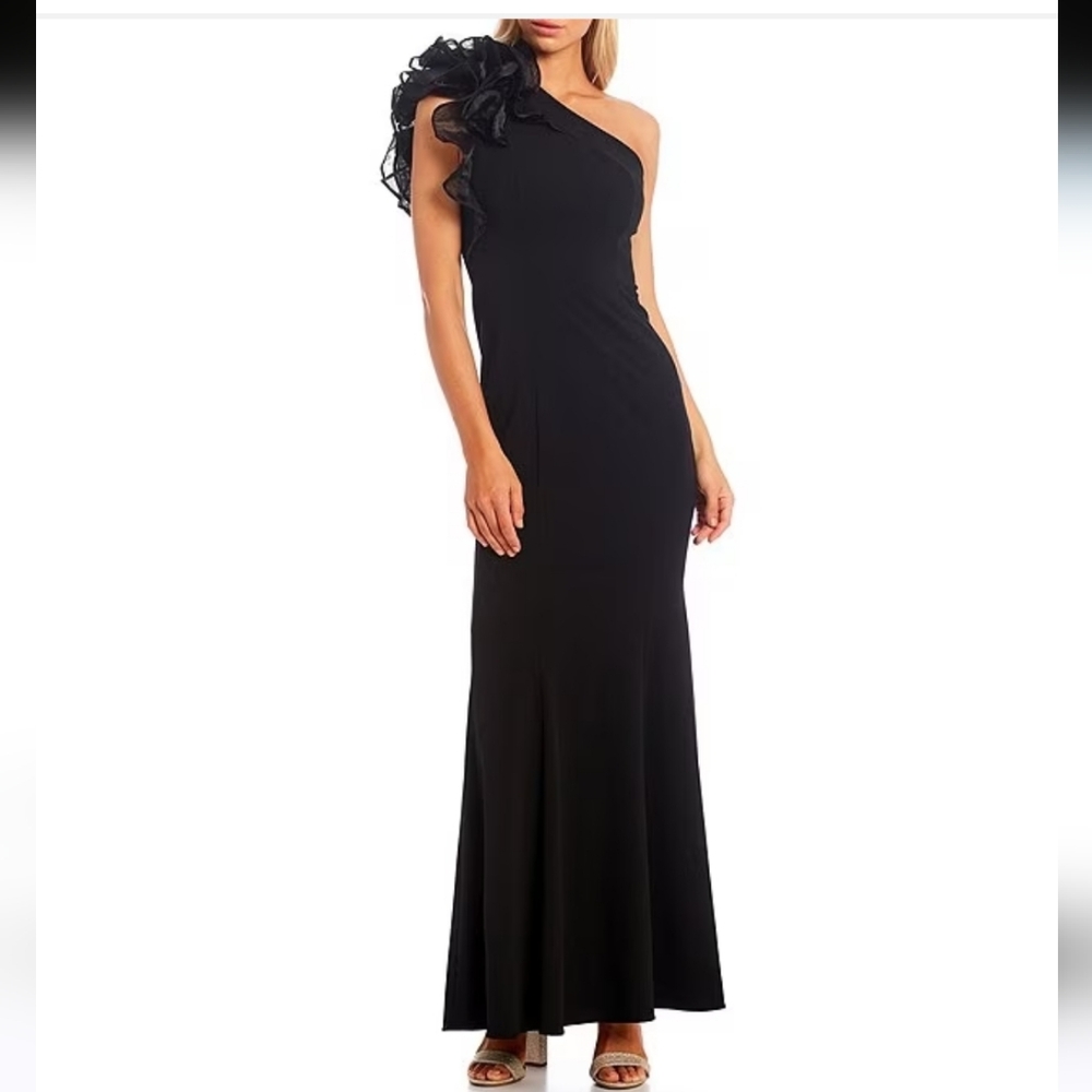 Aidan mattox by Adrianna papell‎ organza ruffle one shoulder gown